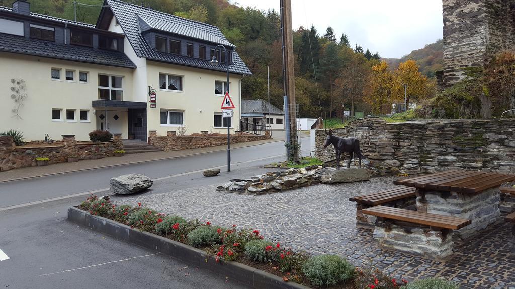 Отель Steeger Tal Бахарах Экстерьер фото